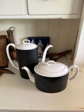 Wedgewood Susie Cooper Matte Black and White Ceramic Teapot and Coffee Pot Set